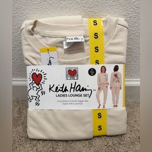 “New” Keith Haring Ladies Lounge Set in Cream sizeS